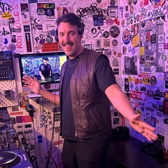 Demi Riquísimo presents Semi Delicious @ The Lot Radio 12 - 17 - 2022