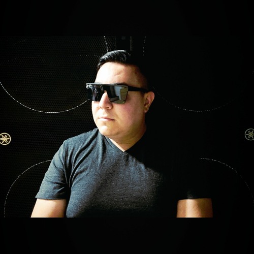 Dark techno set at 142 bpm #11 2023 (birthday set)