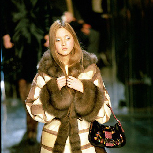 Tech Man Prod Globle Luciano