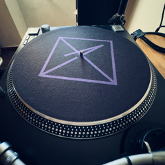 Vault Sessions | Vinyl-Only Mix DJ Contest
