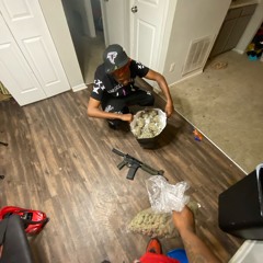 1LuhZo -Reup! Ft RiRi Banks