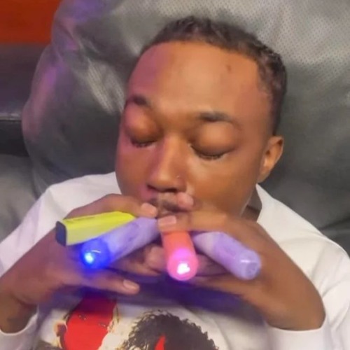 Swaggg (feat. Dizzy Utopia) (prod. julioo!)