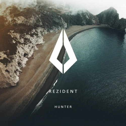 Premiere: Rezident - Hunter [Purified]