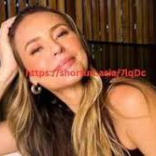 Stream ORIGINAL {18+} Video mc ph e emily video portal zacarias mc ph e ...
