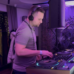 NoVoice - House warmup Set@SOLUNA - Rudas Bistro