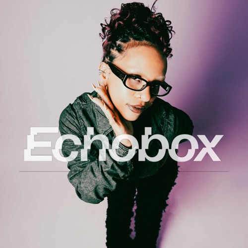 MEGAN JANE ON ECHOBOX - 20-06-25