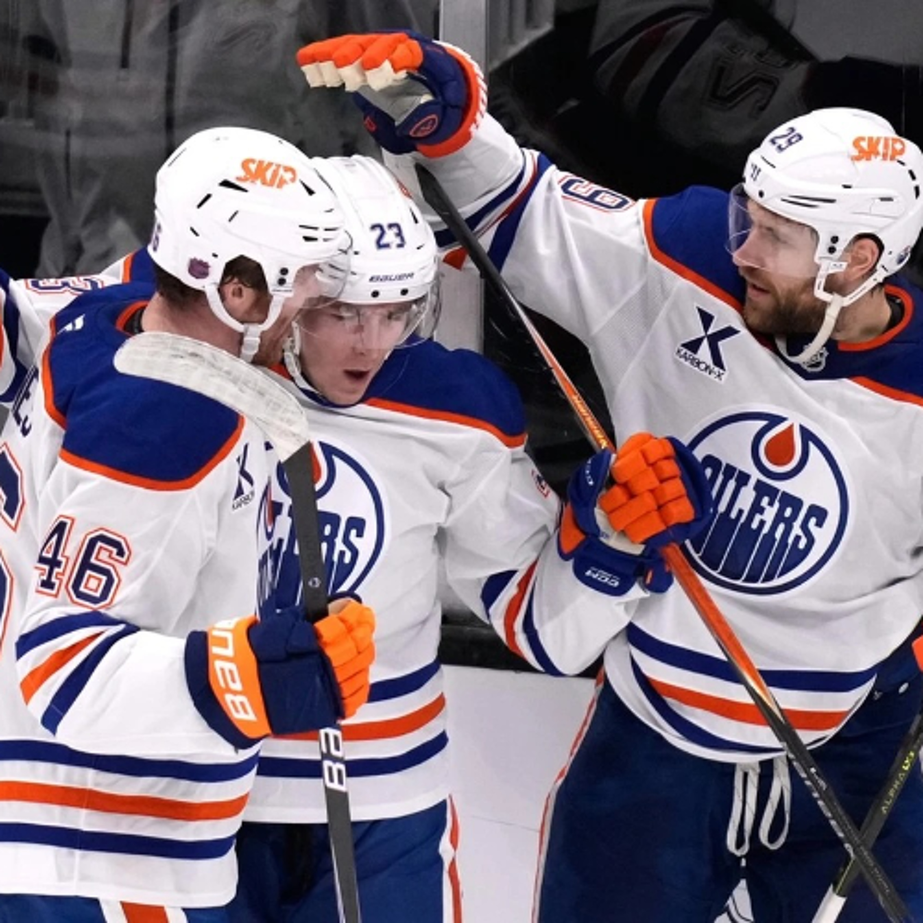 The Cult of Hockey's "Oilers awesome, Jarry's injury scary, Bruins crushed" podcast