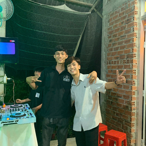 NST 2K25 NĂM XỊ NHẠC LỘN XỘN - LONG NHẬT