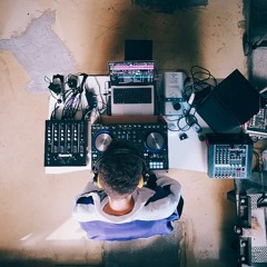 "A Glimpse of Summer" - DJ Set by Nilio