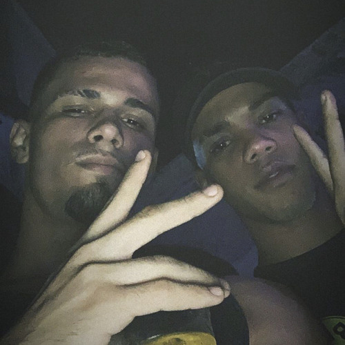 MC LIVINHO - NOVIDADE NA AREA ,CARNE NOVA NO PEDAÇO [[ DJ'S PL E IURI ]] DE LEVE DE LEVEE