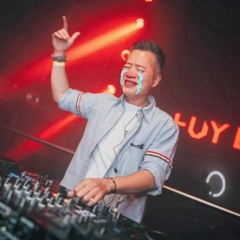 Huy DX Khoc O Trong Club Hien Ho Remix