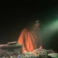 DDDDD // RETRĪTS (first tiny modular setup recording)