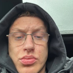 VKIE - NIE MOGĘ BYĆ PEWNY (prod. PINDRO & BERKJEE & PUREDANYY)