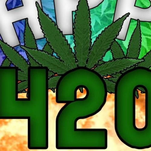 Crease Reese - Smokin' On Mary {Happy 420!)