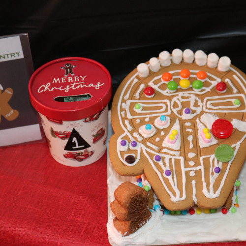 120425 Kristine Lindemann FredXmas Part 2