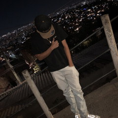 MTG - PRA ELA FUDER COM A TROPA ELA TEM QUE FUMA UM - DJ WV -