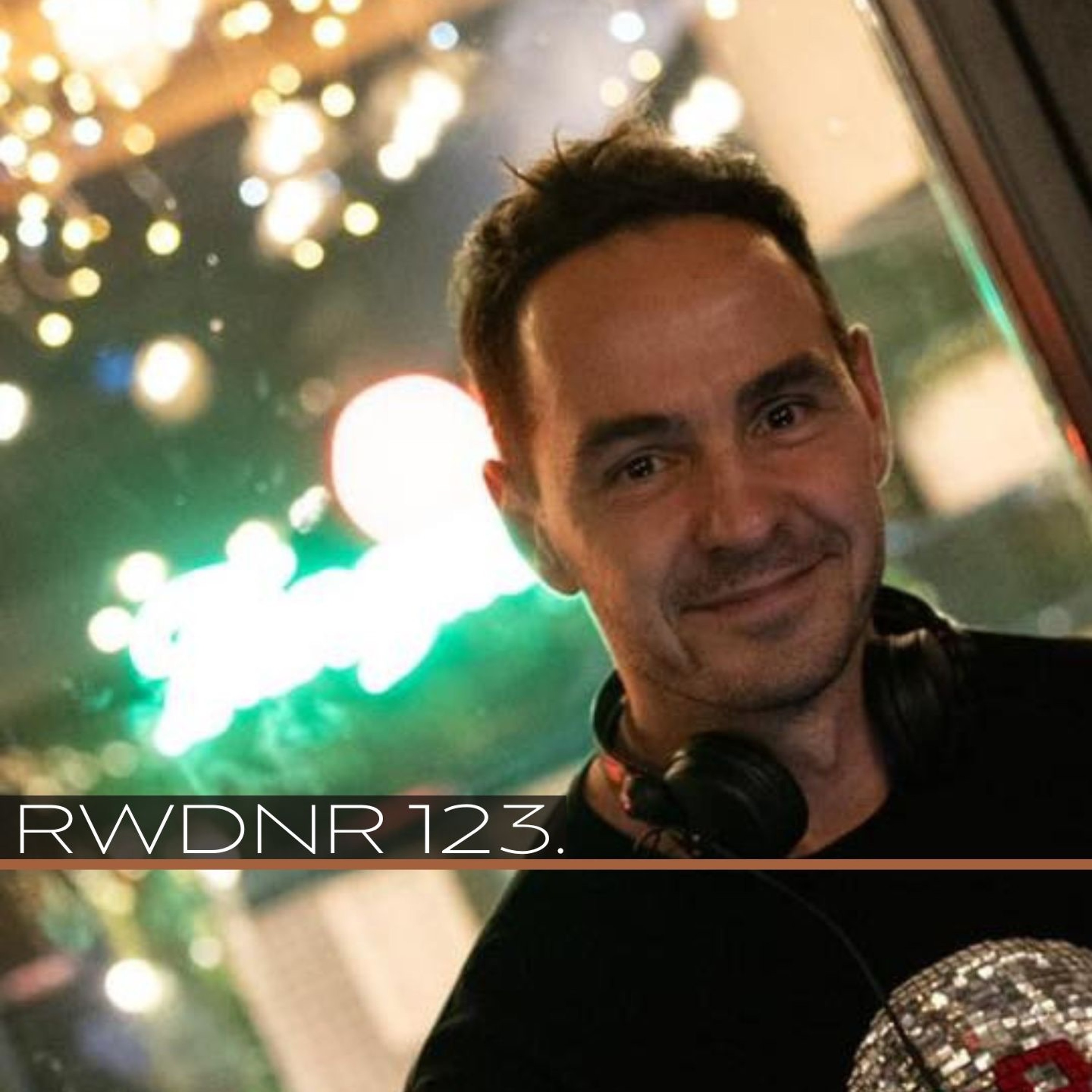 ROBERT SIMON - REWIND ON AIR RADIOSHOW