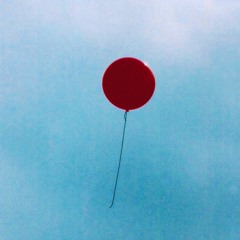 Nachts, némi - Red Balloon