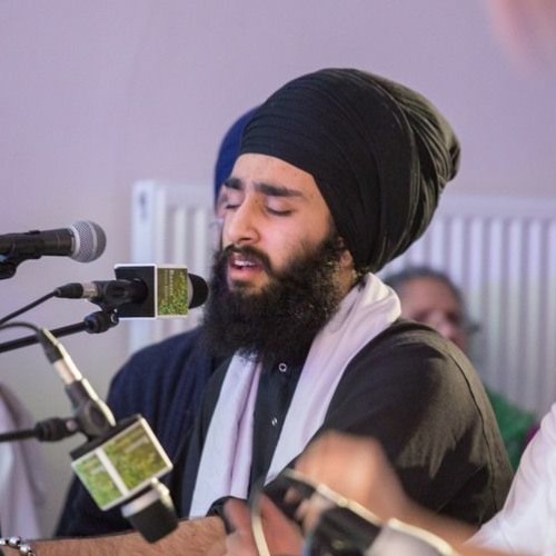 Bhai Harsimran Singh Lalli Ji - raamaa mai saadhoo charan dhuveejai