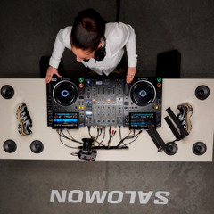 UNDERCOVER DJ SET LADURSO