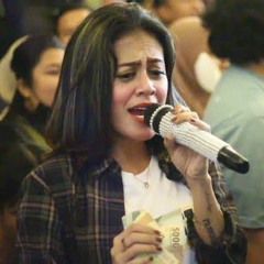 Ade Astrid Med ~ Oray welang - Peuyeum bandung - Mojang Priangan - Gala gala.