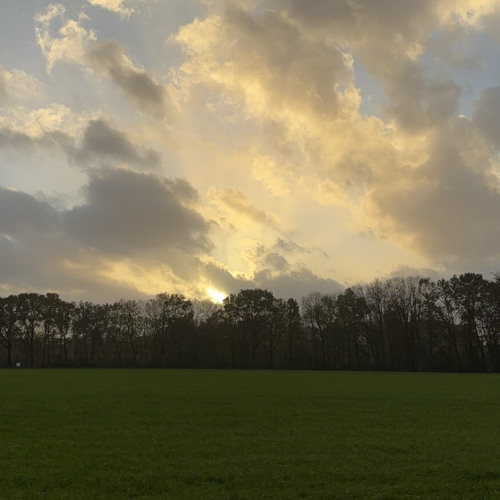 Running away X Firewatch