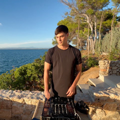 Santira – Latin Groove Vol. 1 (Tuscany Sunset Set | Latin House / Deep Tech)