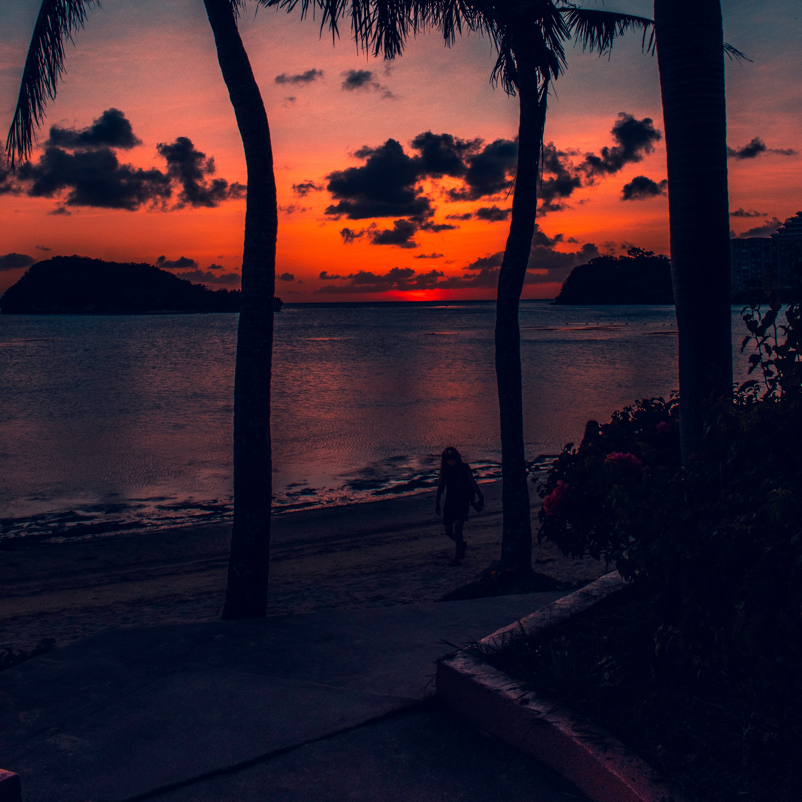 Blue Waves – Female Mashup