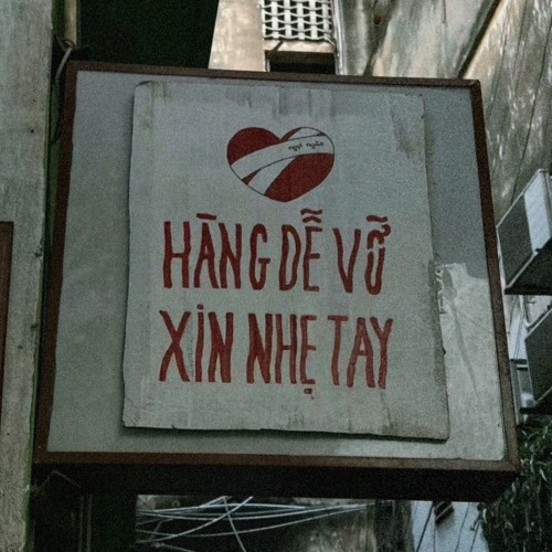 ơ anh nghĩ em không tiếc à?