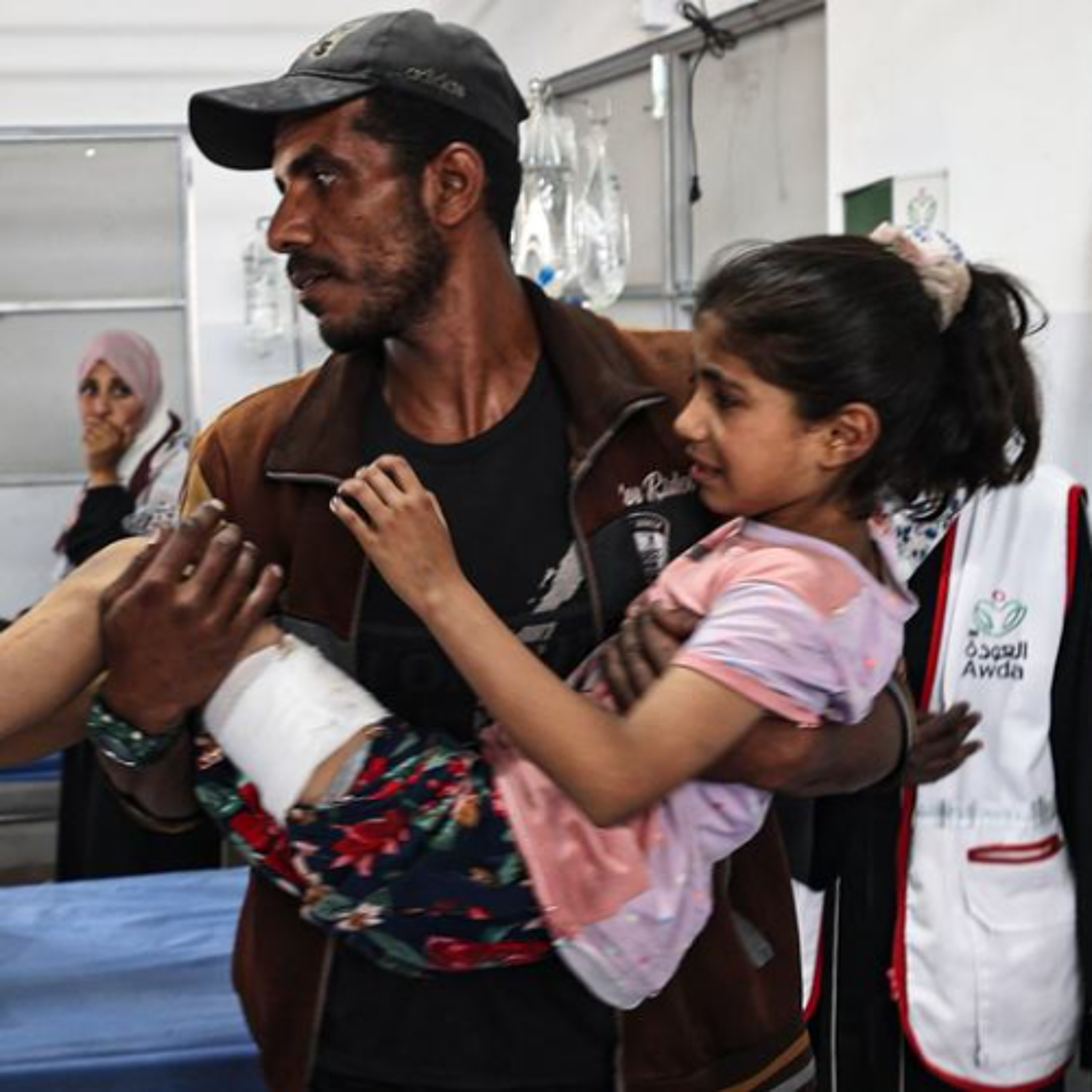 Agência da ONU pede investigações para apurar as mortes e ferimentos em Gaza episode artwork