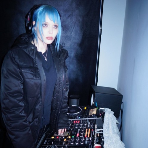 WHEN YOU COMING HOME? </3 (Crystal Castles Cover)