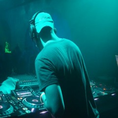 Julian Banks - Live @ Coachella's Merv Griffin House