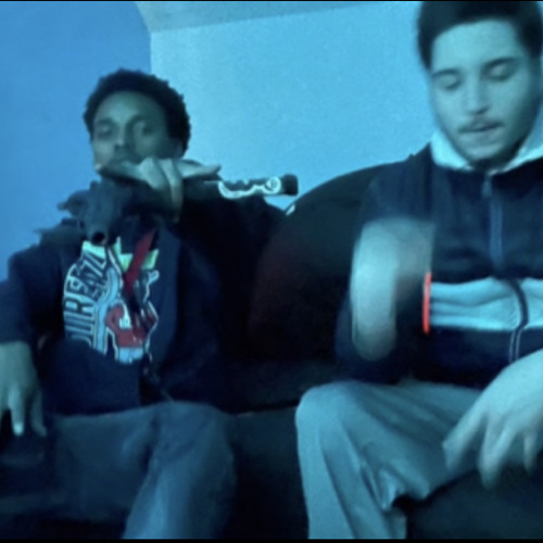 ShawtyWannaRide (feat. sleaze)