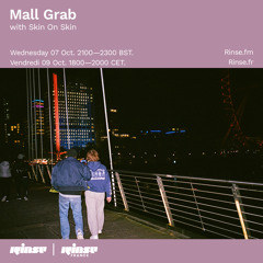 Mall Grab with Skin On Skin - 07 October 2020