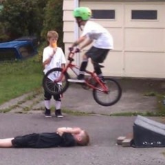 zaych - Happy Wheels (Clip) [FREE DL]