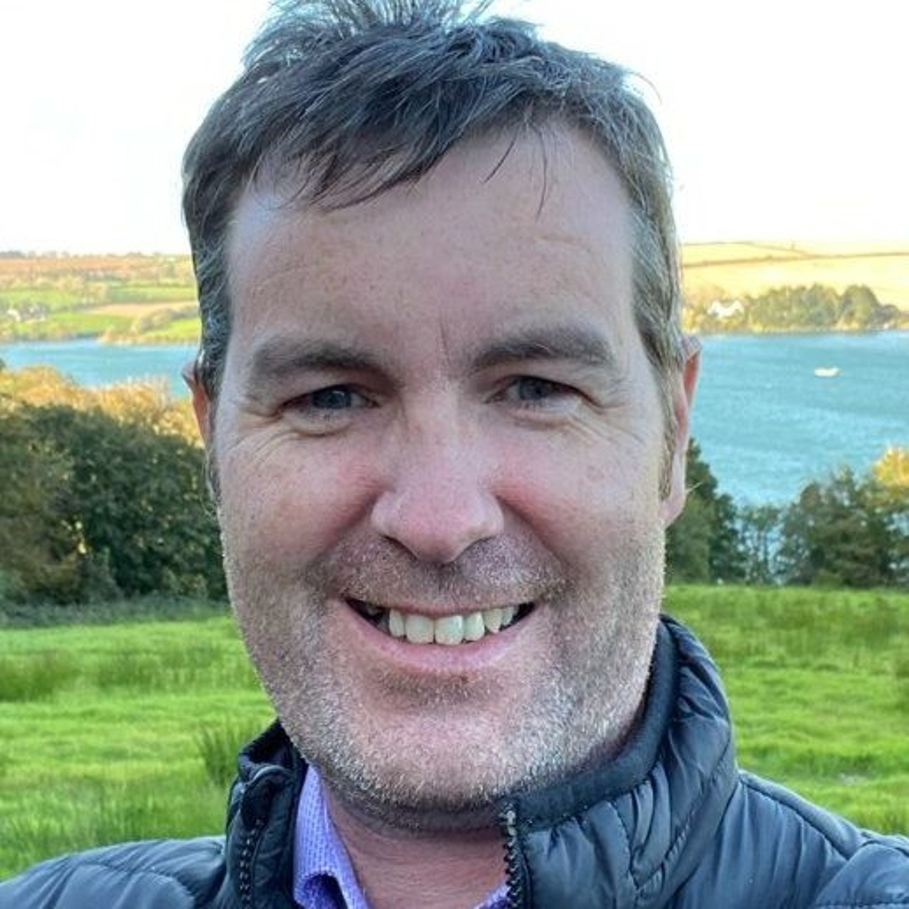 Leveraging AI for Business Performance with Paidi O'Reilly episode artwork