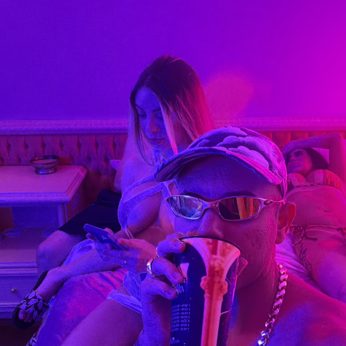 MC KITINHO e MC CYCLOPE - TREPANDO E SE EMBUCETANDO (DJ DEIVÃO e DJ SGC)