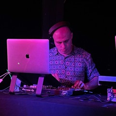 Feature Mixes