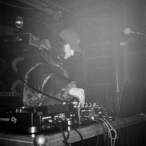 MANU - M4019 SCRATCHED CD WORKOUT MIX052