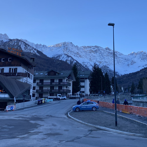 AIRA - FINE DEL MONDO prod tfive x tusk