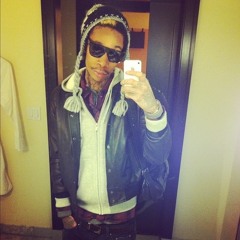 𝔴𝔦𝔷 𝔨𝔥𝔞𝔩𝔦𝔣𝔞 - 𝔧𝔲𝔰𝔱𝔢𝔫𝔡 (prod matt swain + texaco)