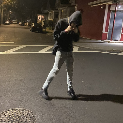 ouu by MarkMilly (prod MarkMilly)