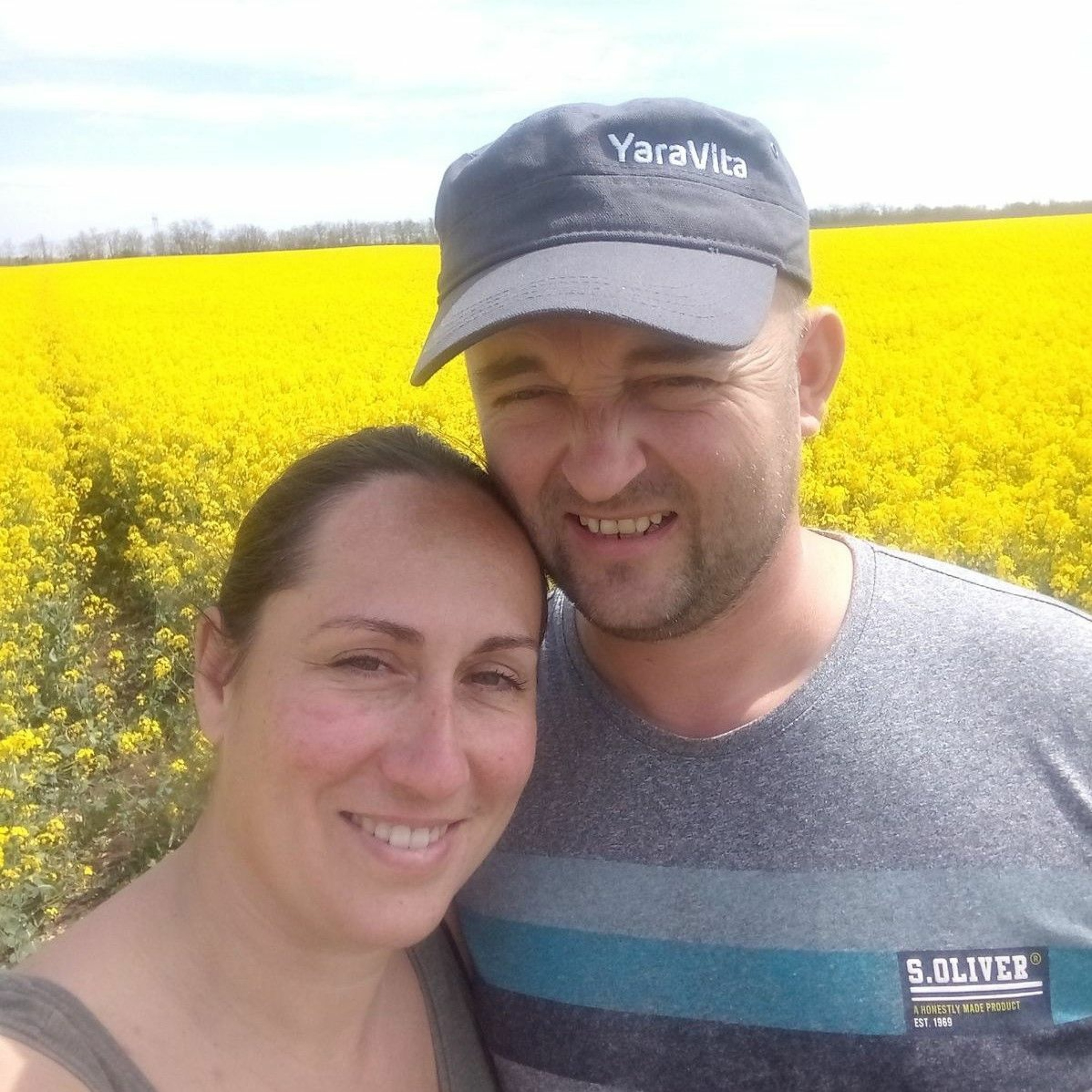 Gumicsizma és Okosteló