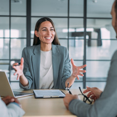 Step-by-Step Guide to Handling Customers Effectively and Enhancing Their Experience