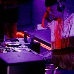 En_rrich AT LOFI220 BY Keep'n Groov W/ Tarter