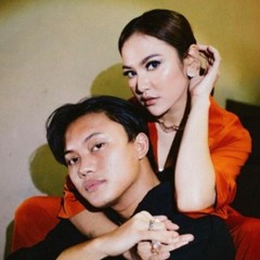 Rizky Febian - Jatuh Hati (Live At Konser Teristimewa Raisa)