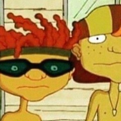 sHe haD ThE nERVe 2 tELL mE TO spiLl tHe BeAnZ