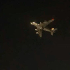 watchingplanes         (@luvvtro)