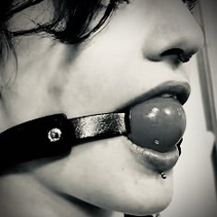 •Chantal.......halt endlich mal die Fresse•