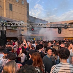 Hen's House - 001 - Stop Larkin' About